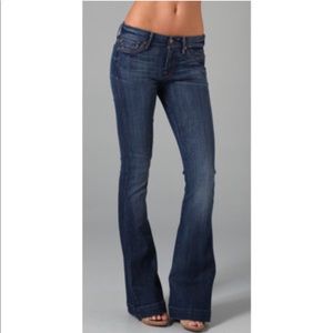 NEW 7 for all Mankind Flare Jeans 7famk size 27